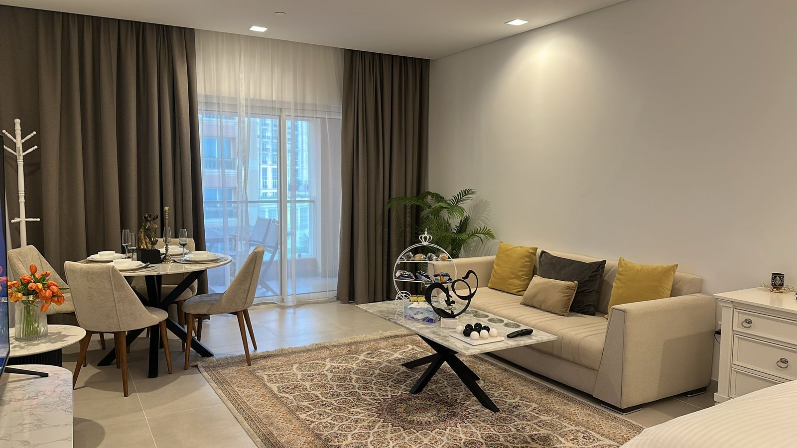 استوديو هادئ لاقامة مريحة، فيفا بحرية