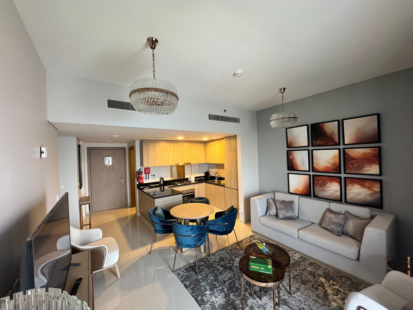 شقة الأفق البحري